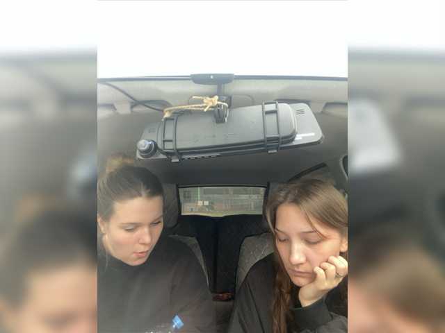 Live sex webcam photo for pempibembi #276036385