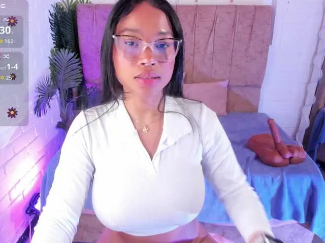 Live sex webcam photo for penelope-tay #292293744