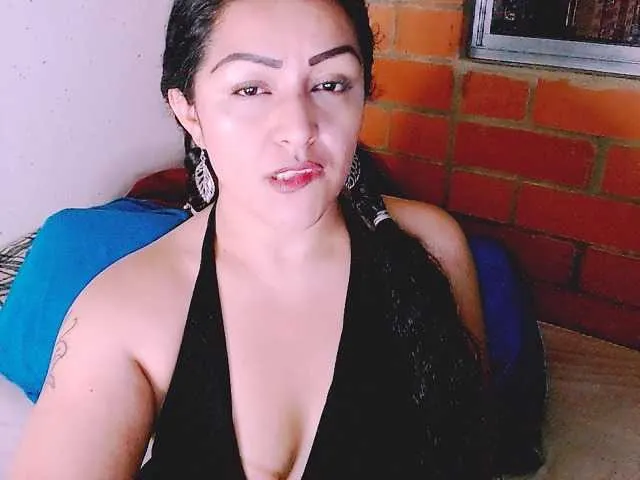 Live sex webcam photo for pepiitaa-pexx #272039738