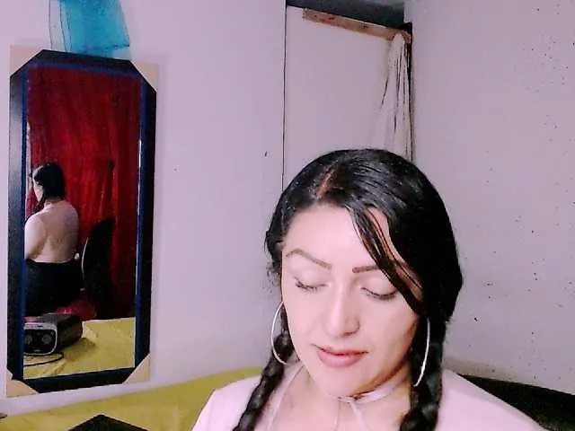 Live sex webcam photo for pepiitaa-pexx #274161614