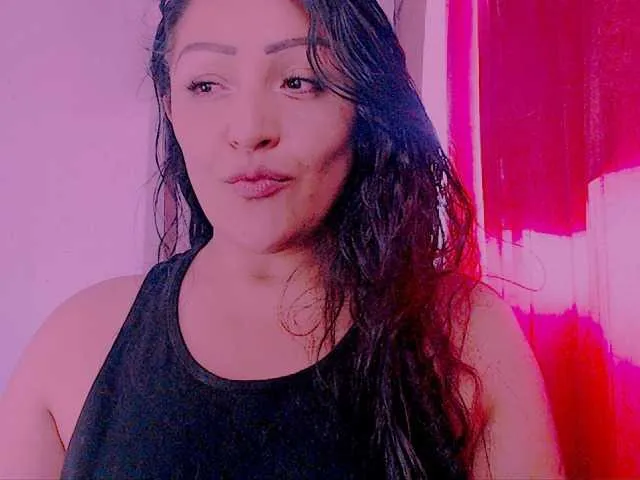 Live sex webcam photo for pepiitaa-pexx #275510226