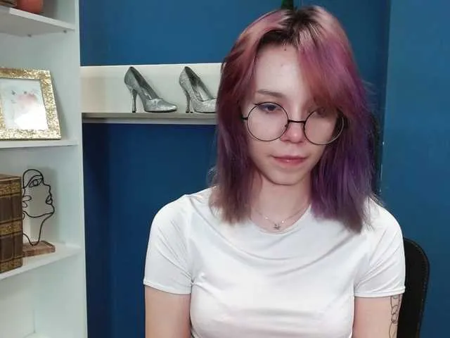 Live sex webcam photo for perfectAlice #273835106