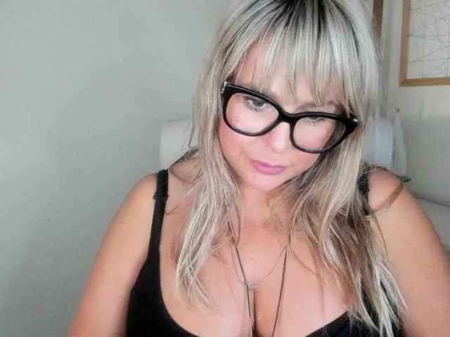 Live sex webcam photo for perfectDIANA #277224185