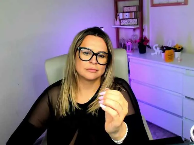 Live sex webcam photo for perfectDIANA #290943495