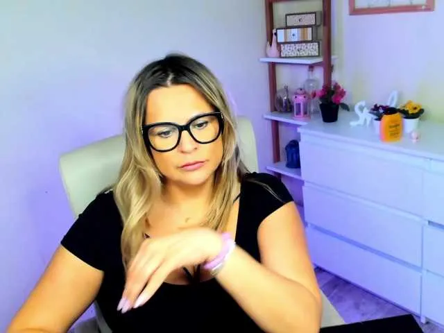 Live sex webcam photo for perfectDIANA #290949152