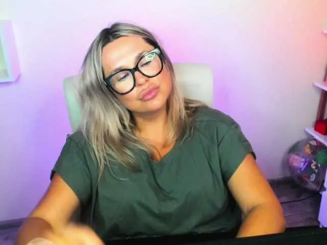 Live sex webcam photo for perfectDIANA #291460773