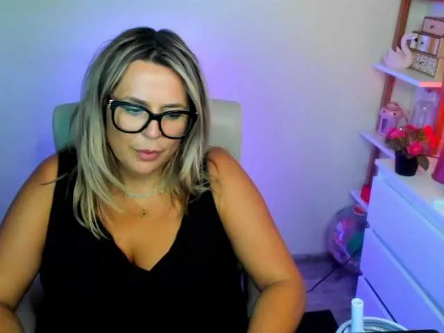 Live sex webcam photo for perfectDIANA #291635925