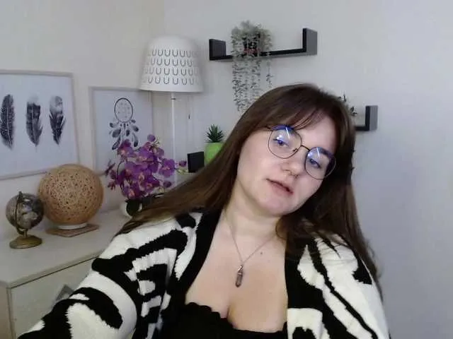 Live sex webcam photo for perfectJulie #291433570