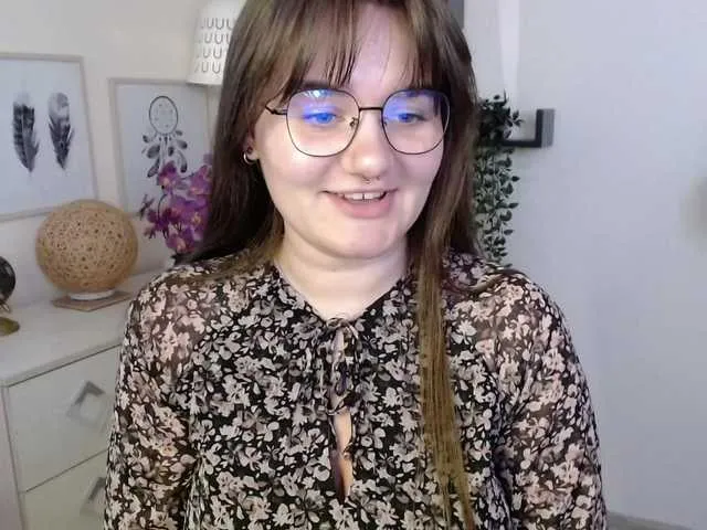 Live sex webcam photo for perfectJulie #291481872