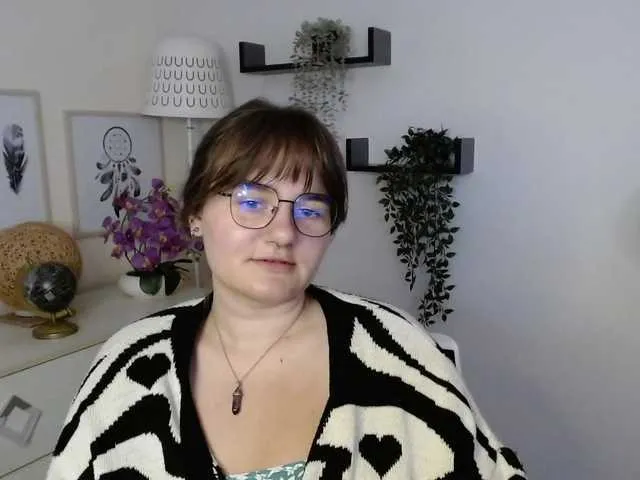 Live sex webcam photo for perfectJulie #291610375