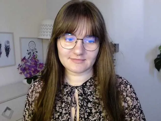 Live sex webcam photo for perfectJulie #291639452