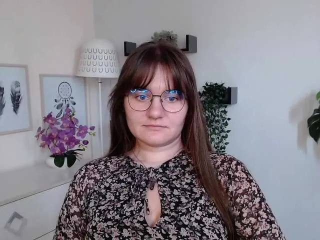 Live sex webcam photo for perfectJulie #291641162