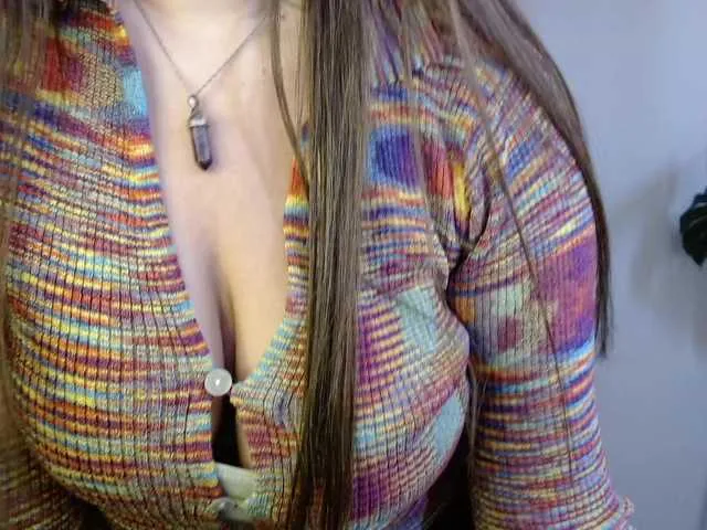 Live sex webcam photo for perfectJulie #291742936