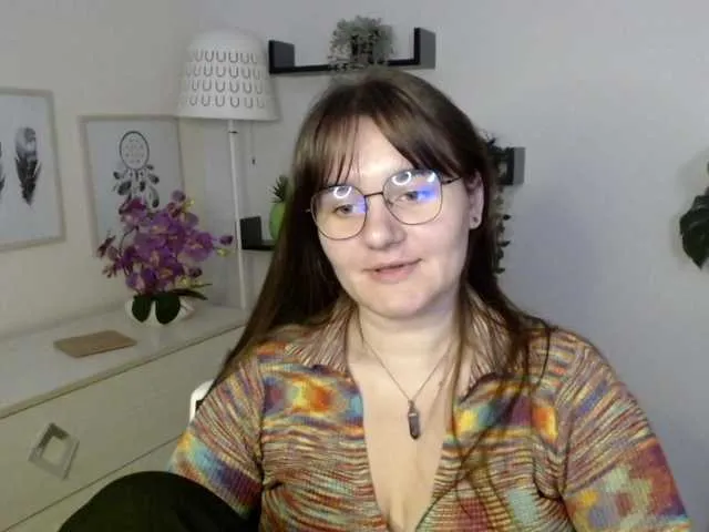 Live sex webcam photo for perfectJulie #291745805