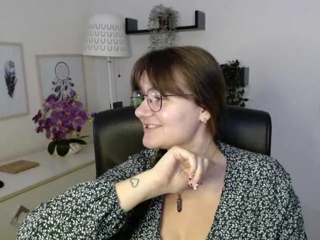 Live sex webcam photo for perfectJulie #291901951