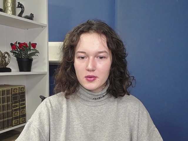 Live sex webcam photo for perfectLora #277158250