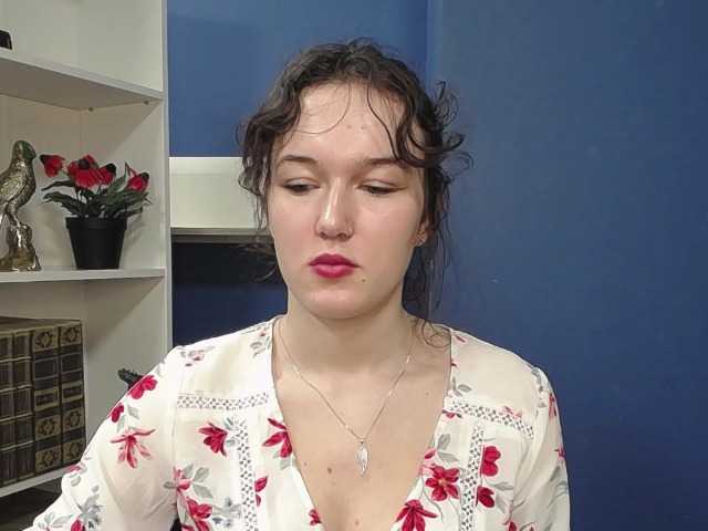 Live sex webcam photo for perfectLora #277165036