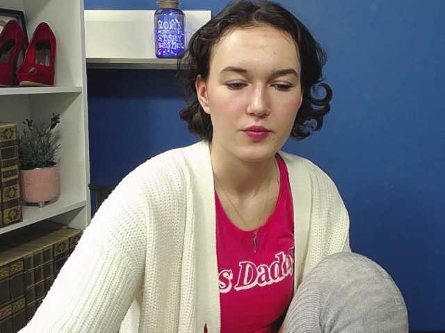 Live sex webcam photo for perfectLora #277276411