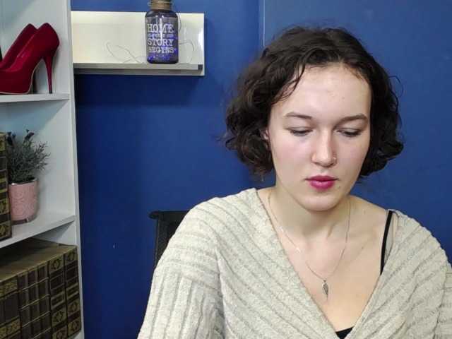 Live sex webcam photo for perfectLora #277303436