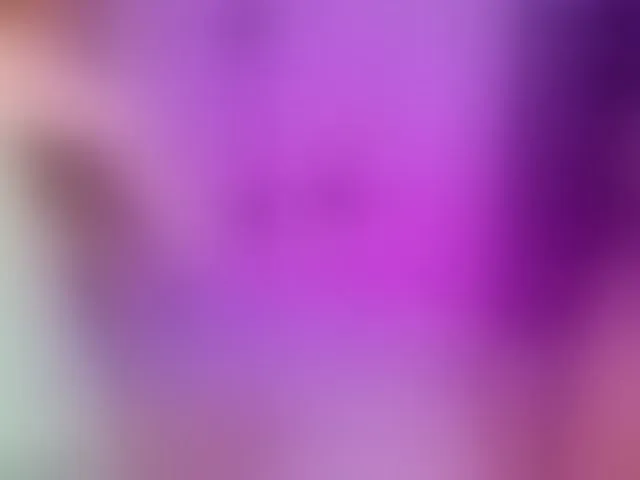 Live sex webcam photo for perfectbody77 #272236695