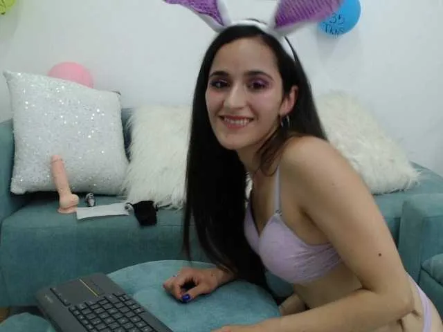 Live sex webcam photo for perla-ruby #272467026
