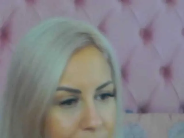 Live sex webcam photo for persiaa1 #289956060