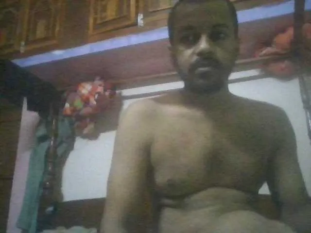 Live sex webcam photo for peterhotline #275601172