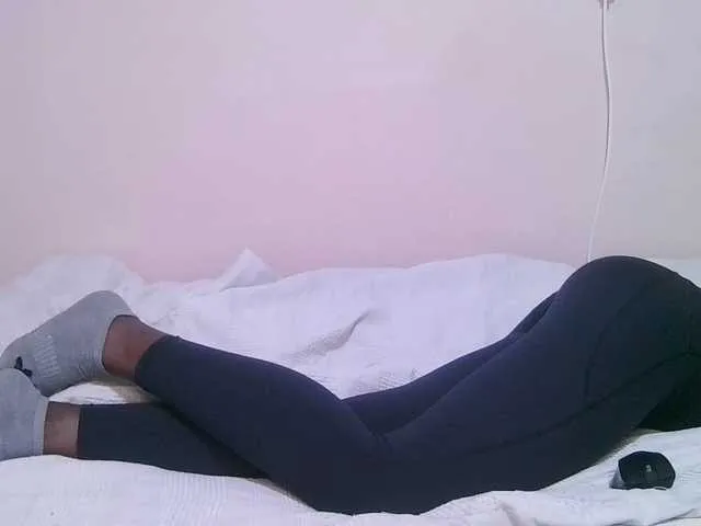 Live sex webcam photo for petite-tasha #290947282