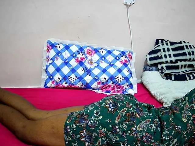 Live sex webcam photo for petite-tasha #291251286