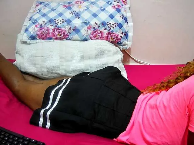 Live sex webcam photo for petite-tasha #291682217