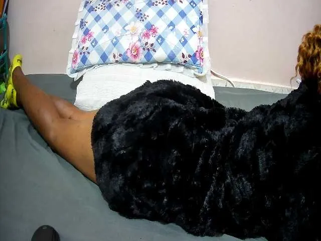 Live sex webcam photo for petite-tasha #291724693