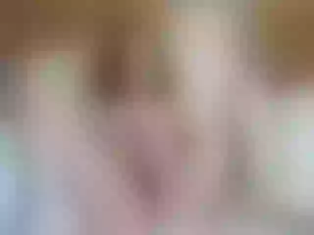 Live sex webcam photo for petiteamor #290491484