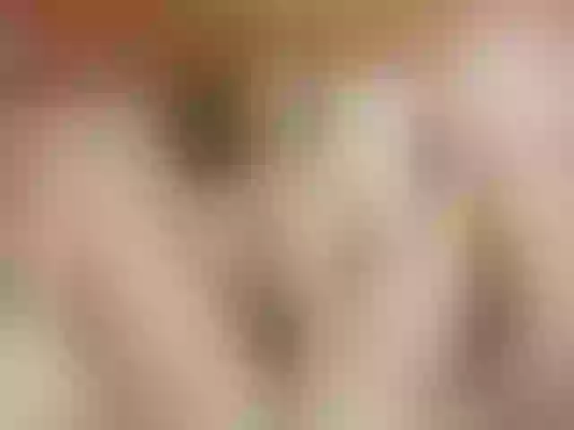 Live sex webcam photo for petiteamor #290510252