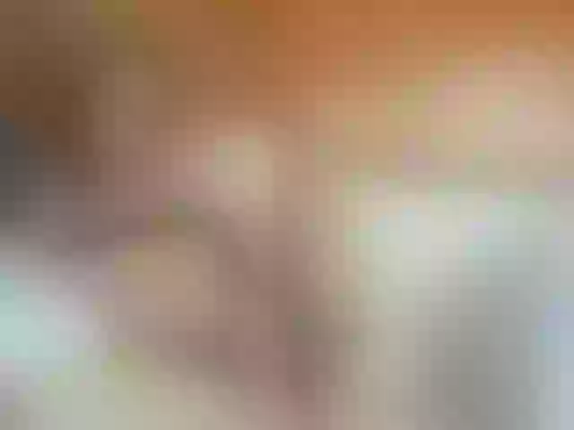 Live sex webcam photo for petiteamor #290531447