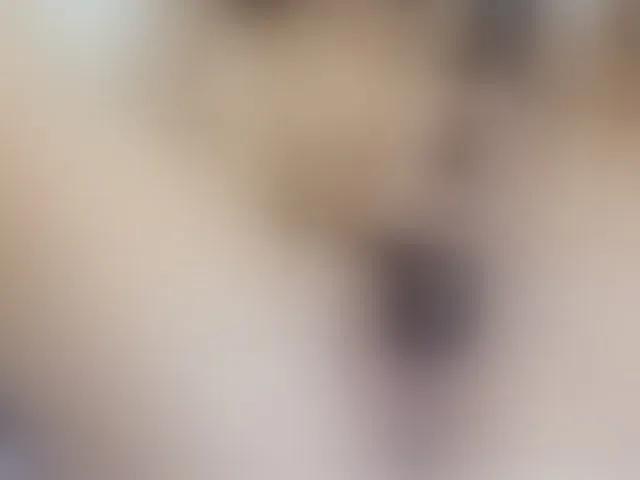 Live sex webcam photo for petiteamor #291164220
