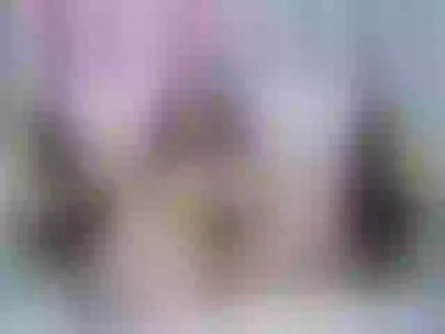 Live sex webcam photo for petiteamor #291257085