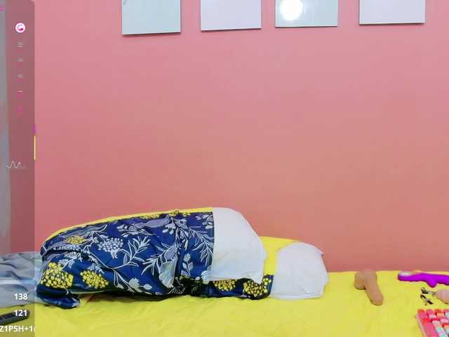 Live sex webcam photo for petitelittleebony #291738205