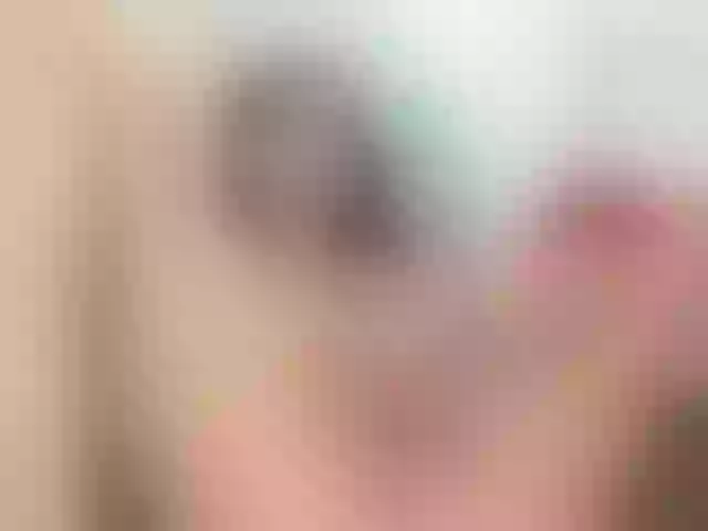 Live sex webcam photo for petitte27 #288059516