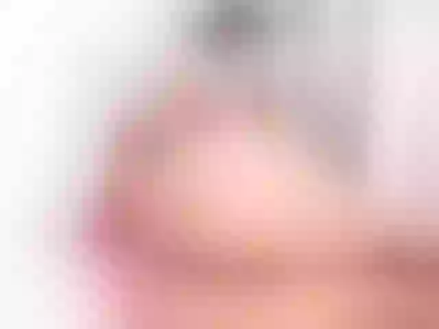 Live sex webcam photo for petitte27 #288059598
