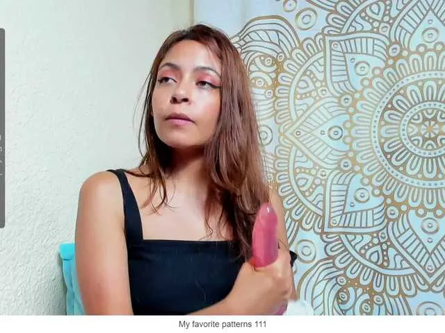 Live sex webcam photo for petitte27 #290173208