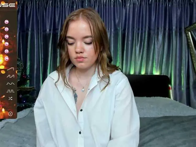 Live sex webcam photo for petty091120 #271821546