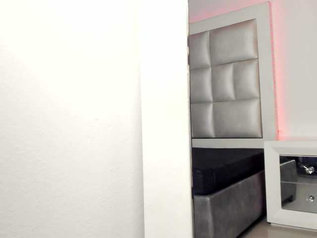 Live sex webcam photo for peyton-wat #292370623