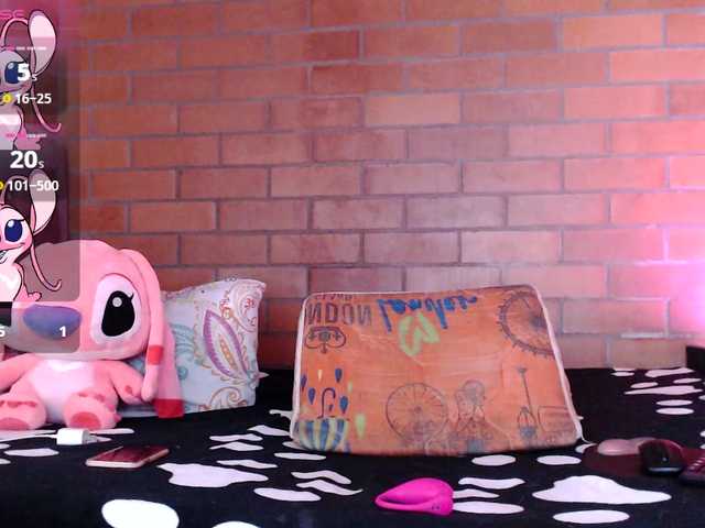 Live sex webcam photo for piahotcandy #291026335