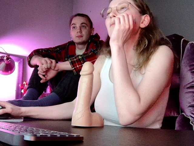 Live sex webcam photo for pigu69 #277418888