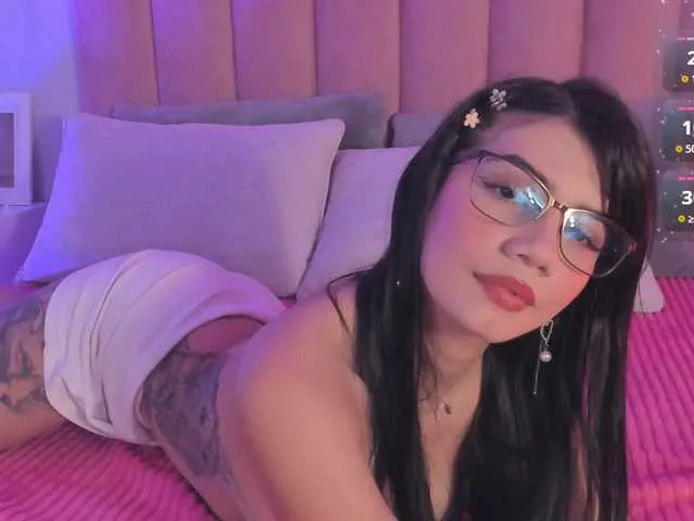 Live sex webcam photo for pikayle #293321296