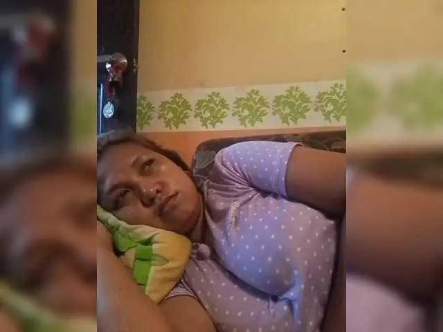 Live sex webcam photo for pinaymaniac69 #290245343