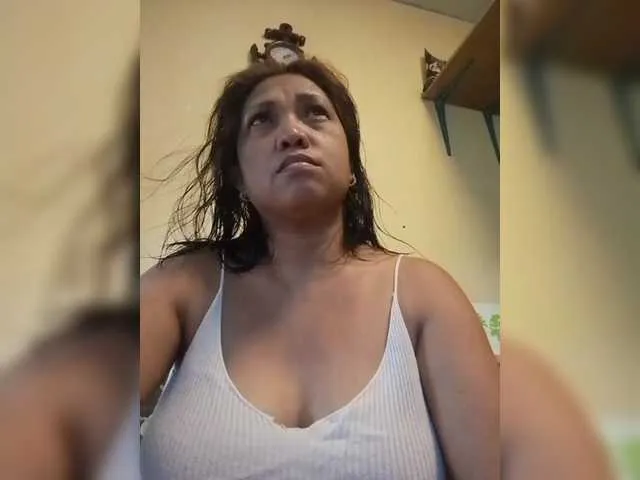 Live sex webcam photo for pinaymaniac69 #290504877