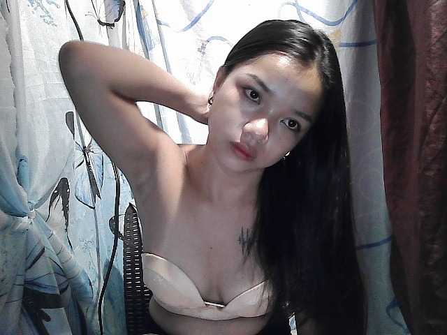 Live sex webcam photo for pinaysweet13 #275788215