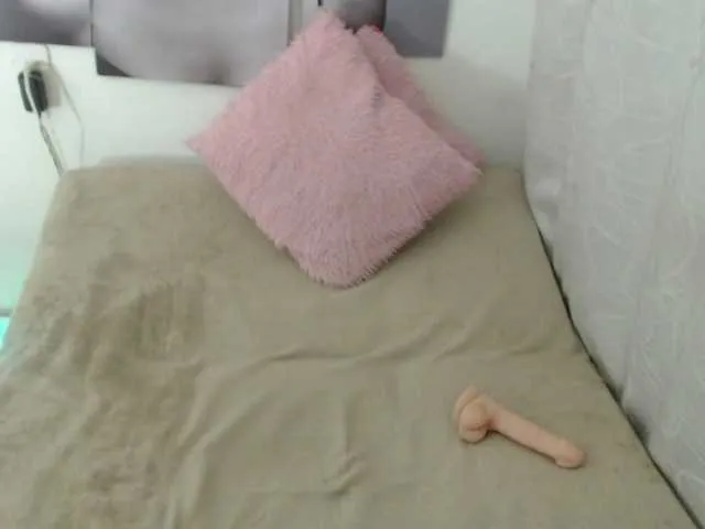 Live sex webcam photo for pink-princess #272337659
