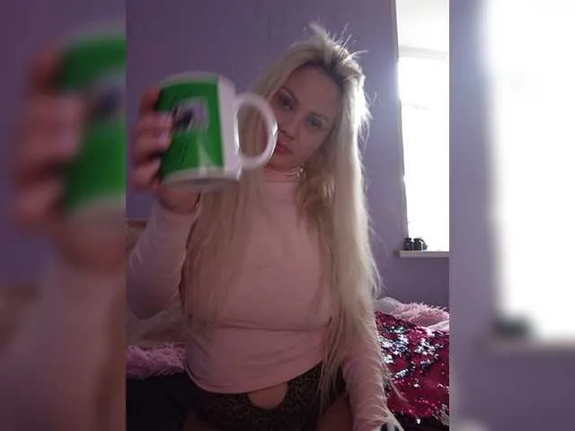 Live sex webcam photo for pink0811 #273030764